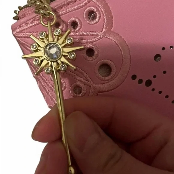 NEW Her Universe Wicked Glinda Pink Butterfly Zipper Wallet - Picture 3 of 5